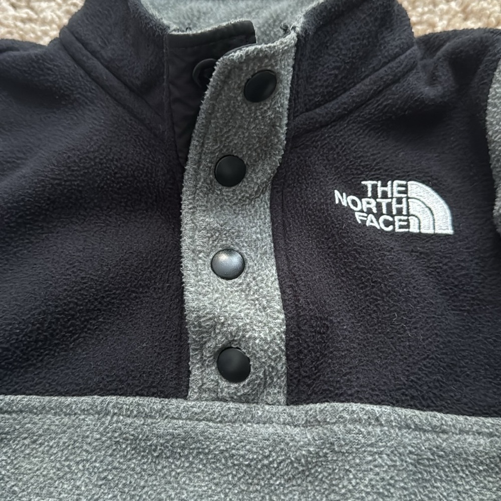 Infant North Face Fleece - Picture 3 of 7